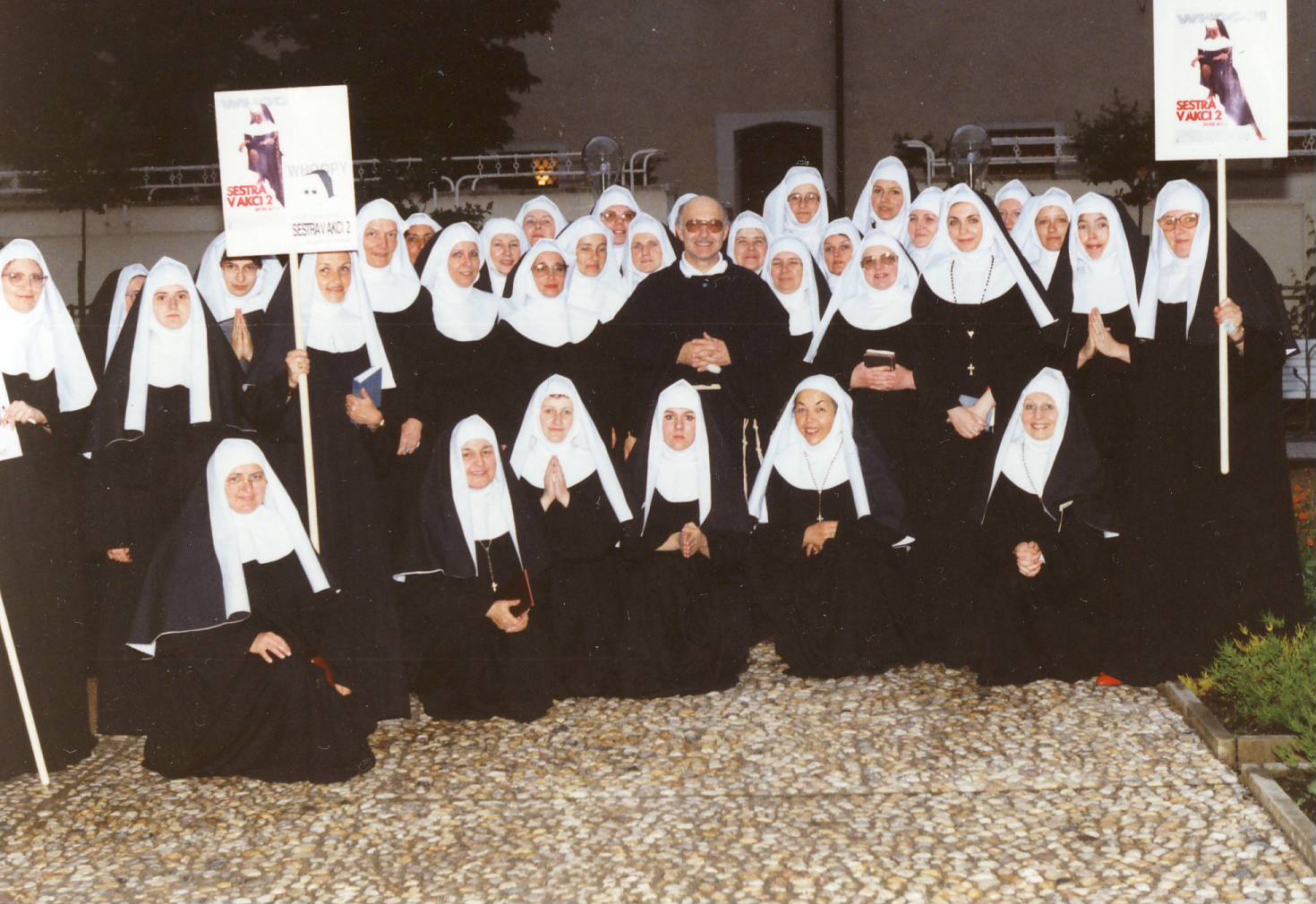 1994-Sestra-v-akci-II